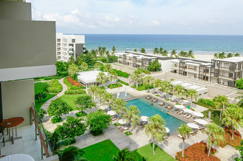 z5215704839591_f922614cbff6384223bf673b318d9f20