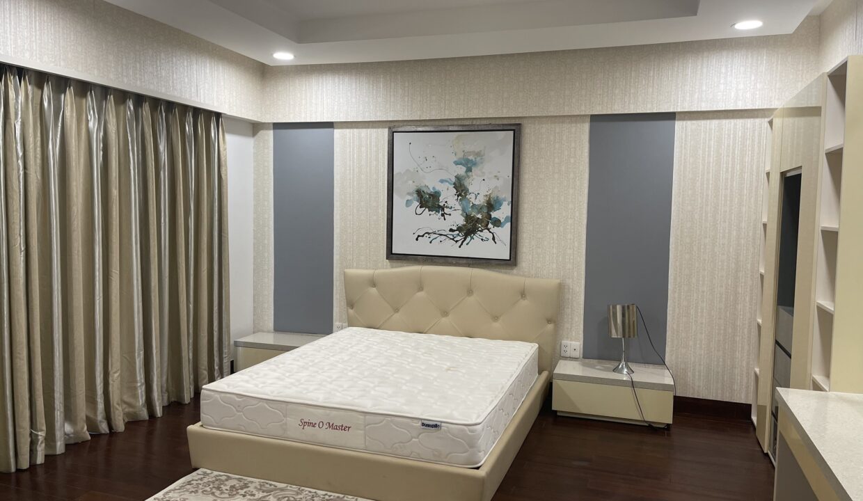 z5383212932346_c6cb95df27fef4576b0bca6a69ac1f87