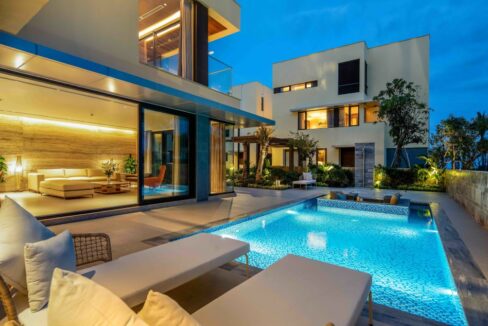 The five villas & resort