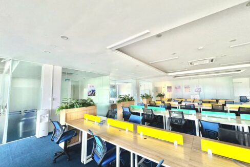 Office for rent with furniture in Da Nang CBD