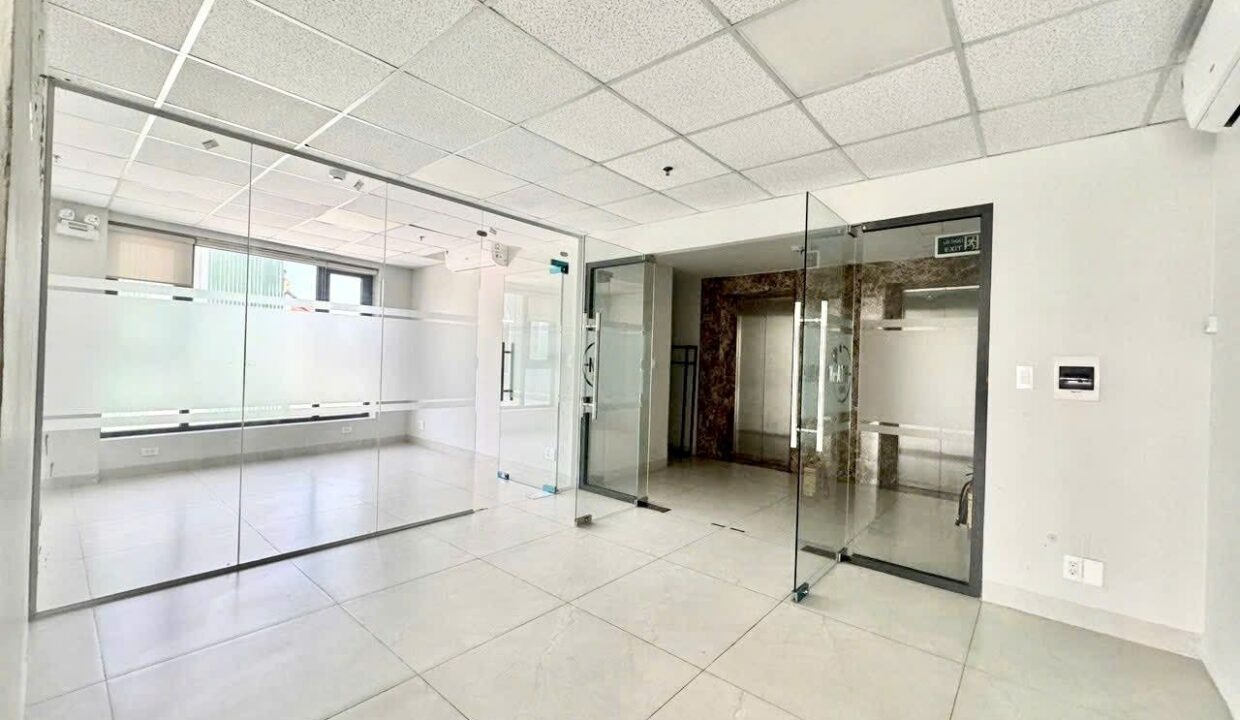 Da nang modern office for rent